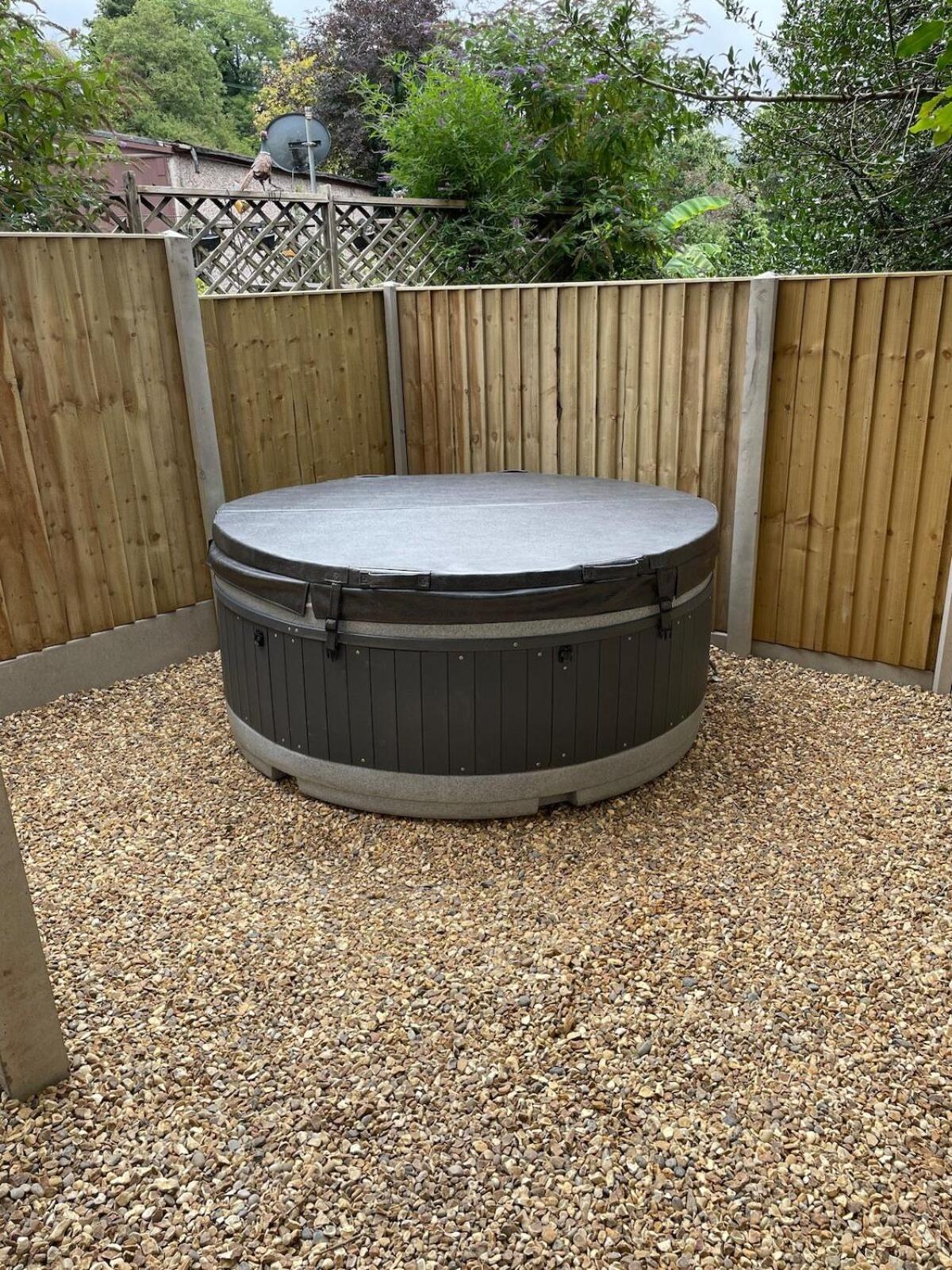 Berwyn With Private Hot Tub * Llangollen